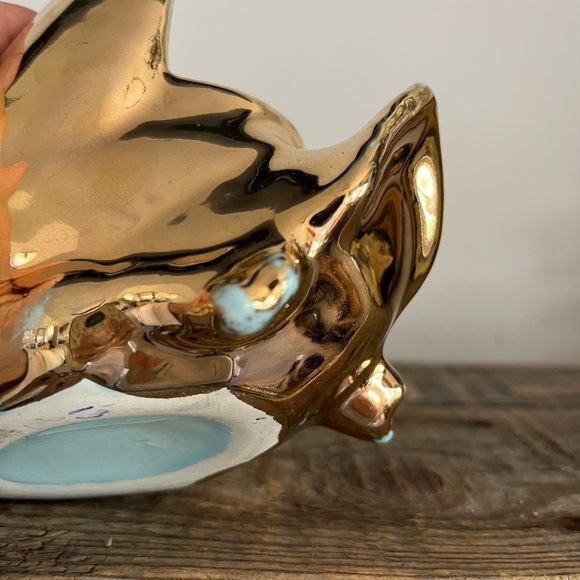 Gold swan pottery planter - Picture 5 of 8